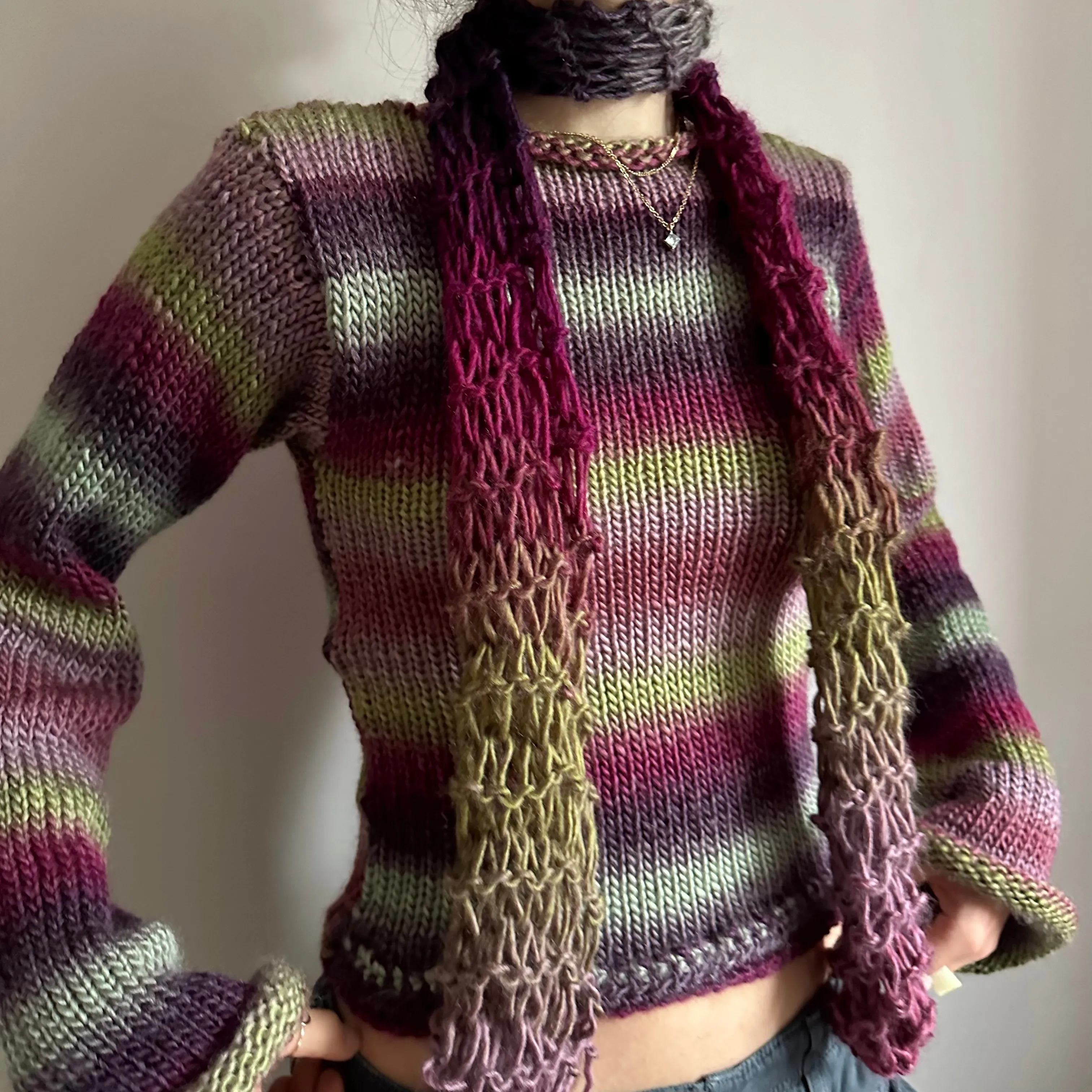 Handmade fishnet knitted scarf in ombré green and purple
